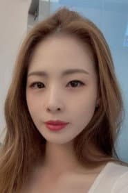 Photo of Shin Soo-ji