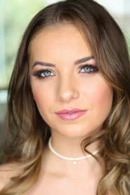 Photo of Summer Brooks
